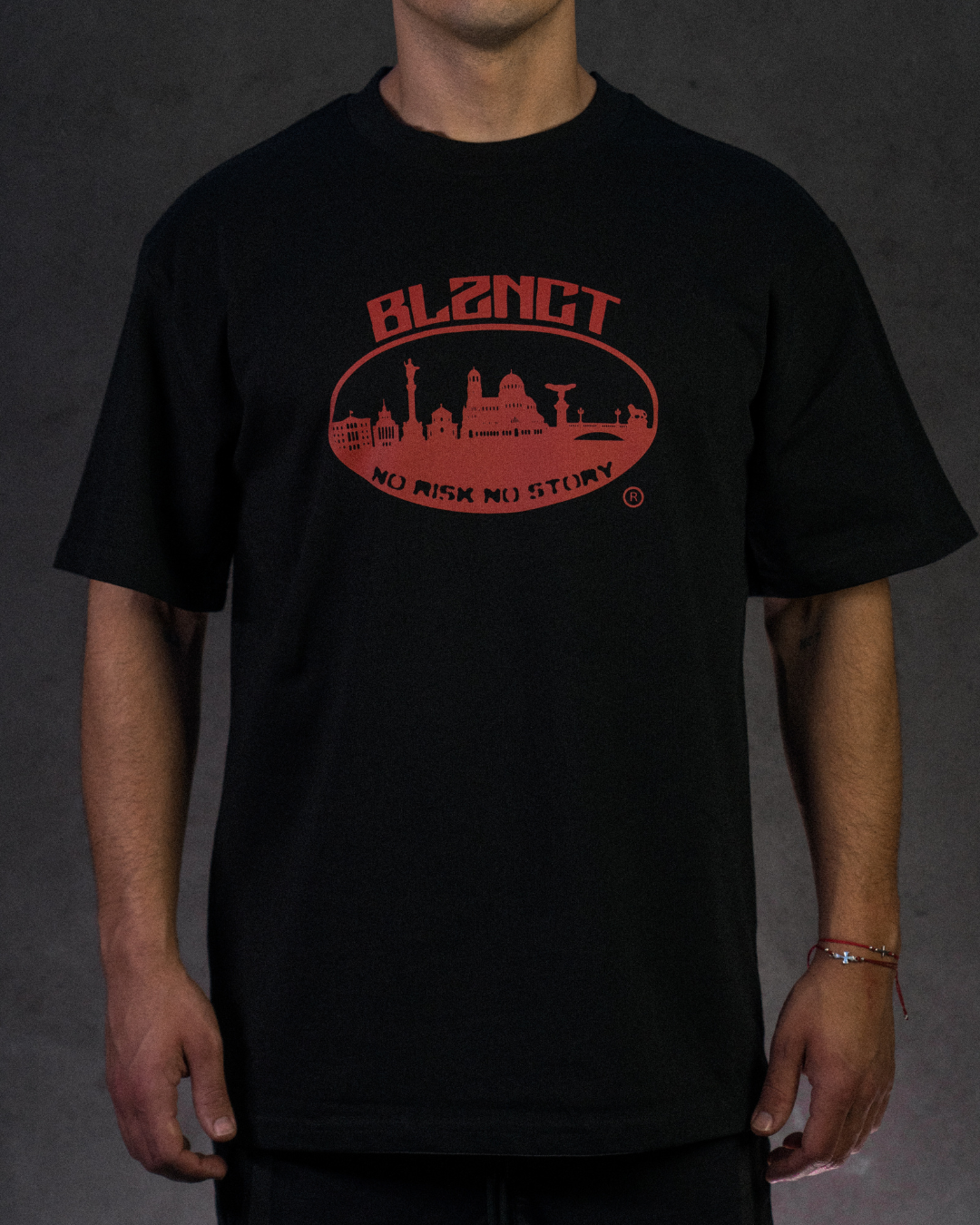 BLZNCT "NO RISK NO STORY" TEE BLACK/RED